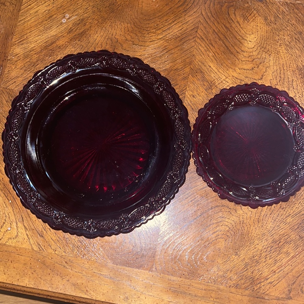 Vintage ruby red cape cod pie plate with dessert plate !!
